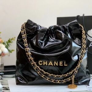 <AUTHENTIC>CHANEL bag